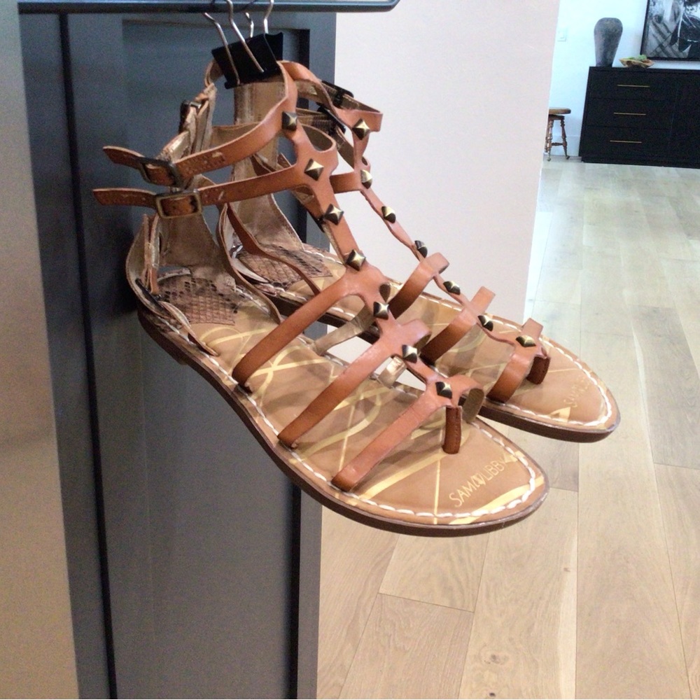 Sam & Libby Gladiator Flip Flop Sandals, Size 6, EUC - Picture 3 of 6